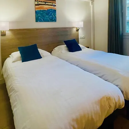 Hotel Courbet Juan-les-Pins