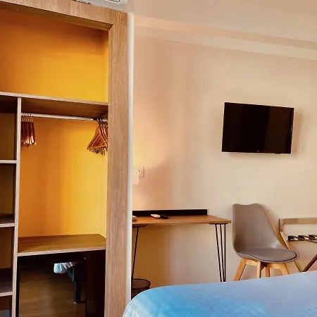 Courbet Hotel 3*