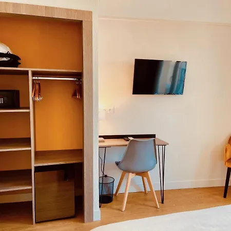 Hotel Courbet 3*