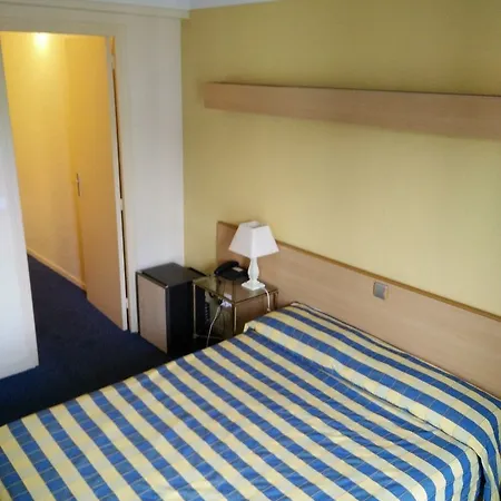 Courbet Hotel Juan-les-Pins