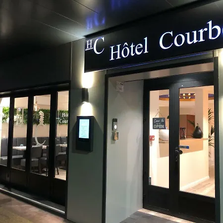 Courbet Hotel 3*