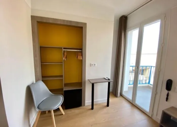 Courbet Жюан-ле-Пен