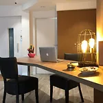 Hotel Courbet Juan-les-Pins