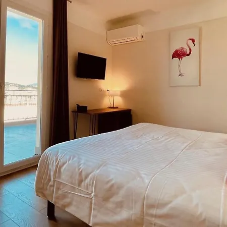 Courbet 3* جوان ليه باه