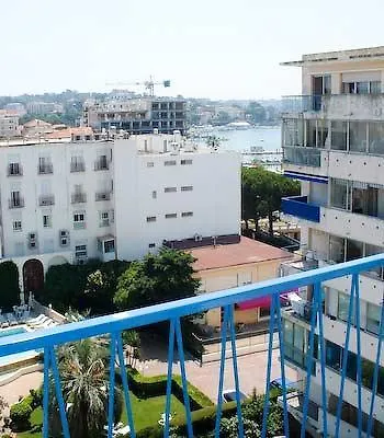 Courbet Hotel 3*