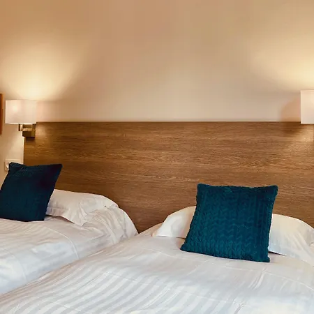 Otel Courbet Juan-les-Pins