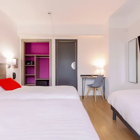 Otel Courbet Juan-les-Pins