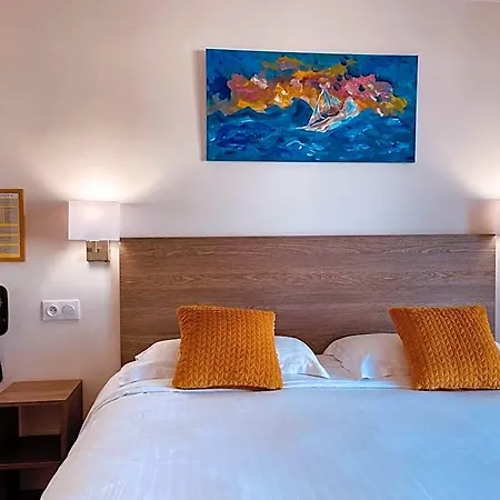 Hotel Courbet Juan-les-Pins