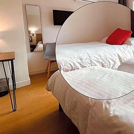 Hotel Courbet Juan-les-Pins