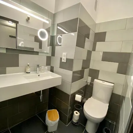 Courbet 3* جوان ليه باه