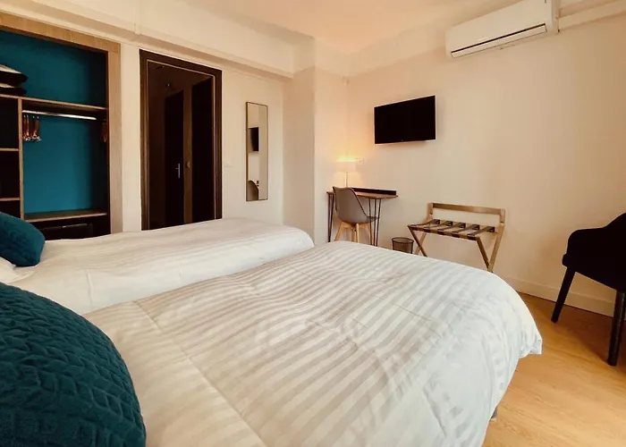 Courbet ז'ואן-לה-פינס