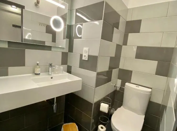 Courbet 3* Juan-les-Pins